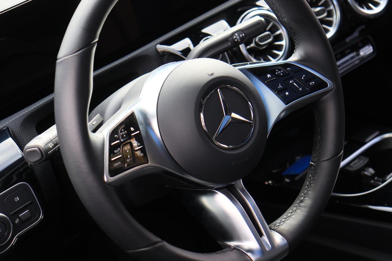 2025 Mercedes-Benz CLA-Class CLA 250 | 4Matic | Clean Carfax | Factory Warranty Photo55