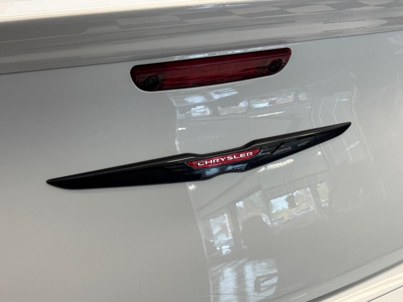 2023 Chrysler 300 300S AWD+New Brakes+Adaptive Cruise+CLEAN CARFAX Photo66