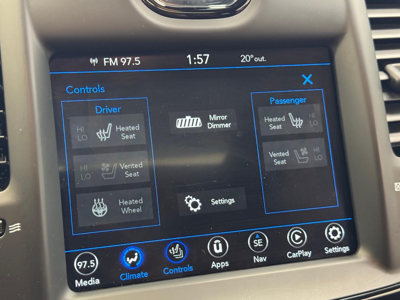 2023 Chrysler 300 300S AWD+New Brakes+Adaptive Cruise+CLEAN CARFAX Photo34