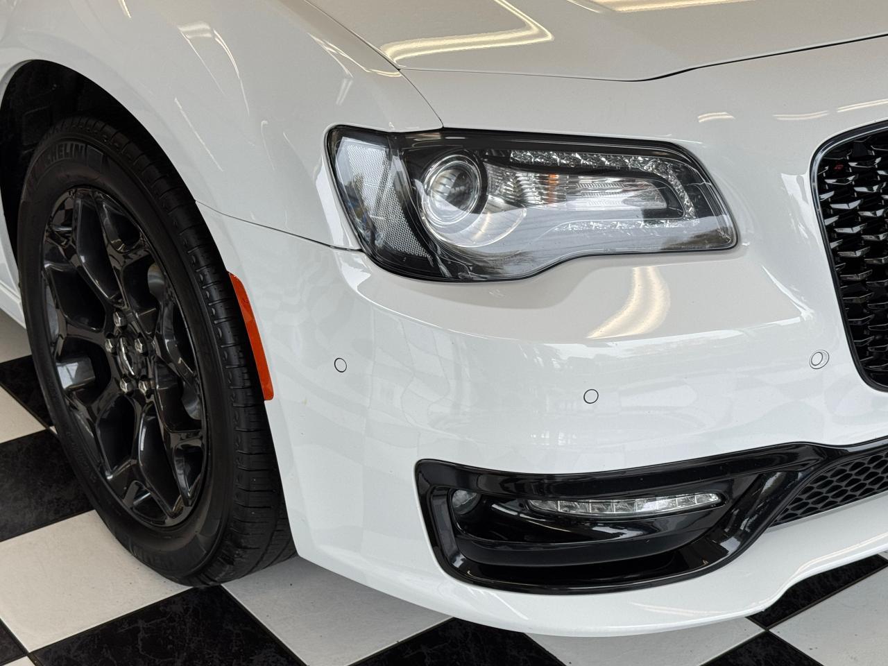 2023 Chrysler 300 300S AWD+New Brakes+Adaptive Cruise+CLEAN CARFAX Photo112