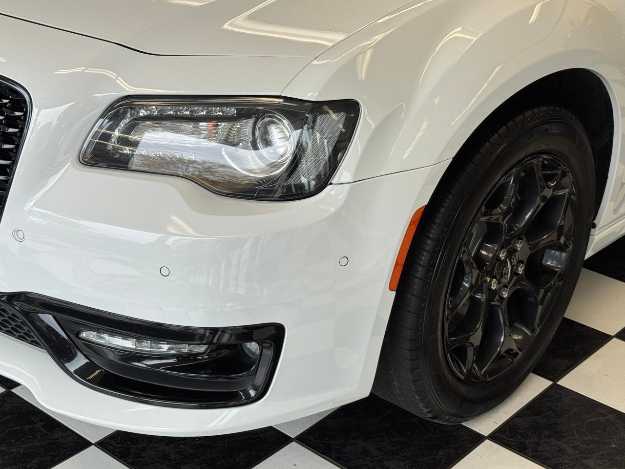 2023 Chrysler 300 300S AWD+New Brakes+Adaptive Cruise+CLEAN CARFAX Photo113