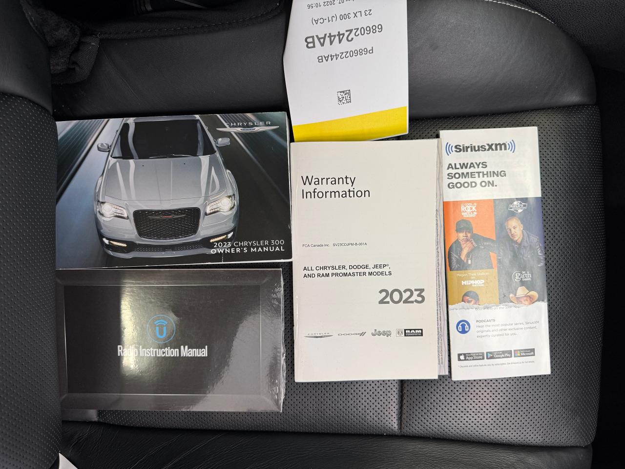 2023 Chrysler 300 300S AWD+New Brakes+Adaptive Cruise+CLEAN CARFAX Photo30