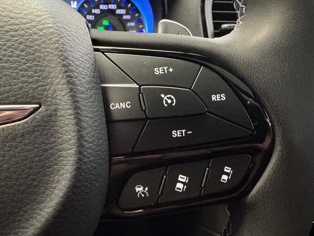 2023 Chrysler 300 300S AWD+New Brakes+Adaptive Cruise+CLEAN CARFAX Photo75