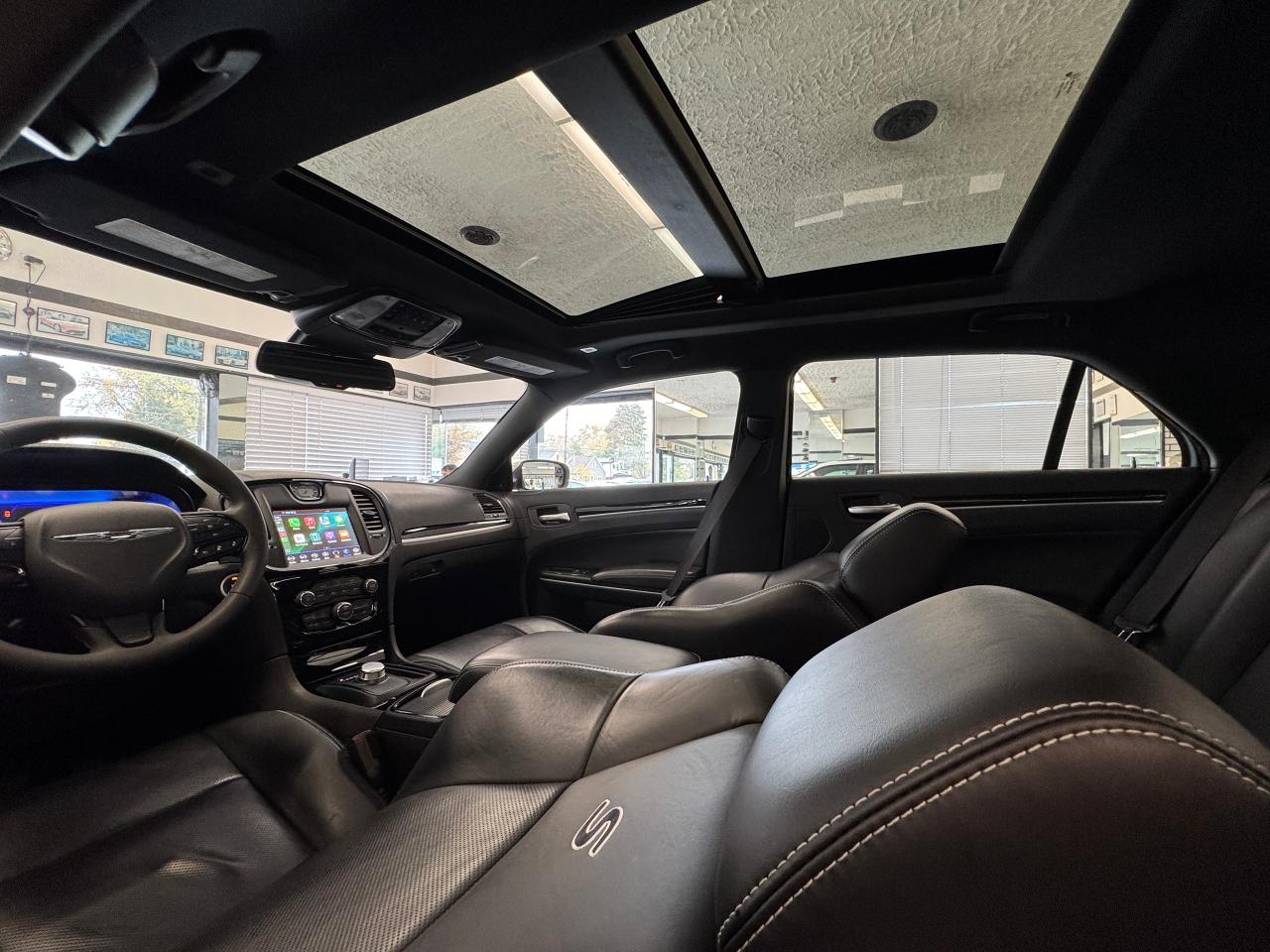 2023 Chrysler 300 300S AWD+New Brakes+Adaptive Cruise+CLEAN CARFAX Photo3