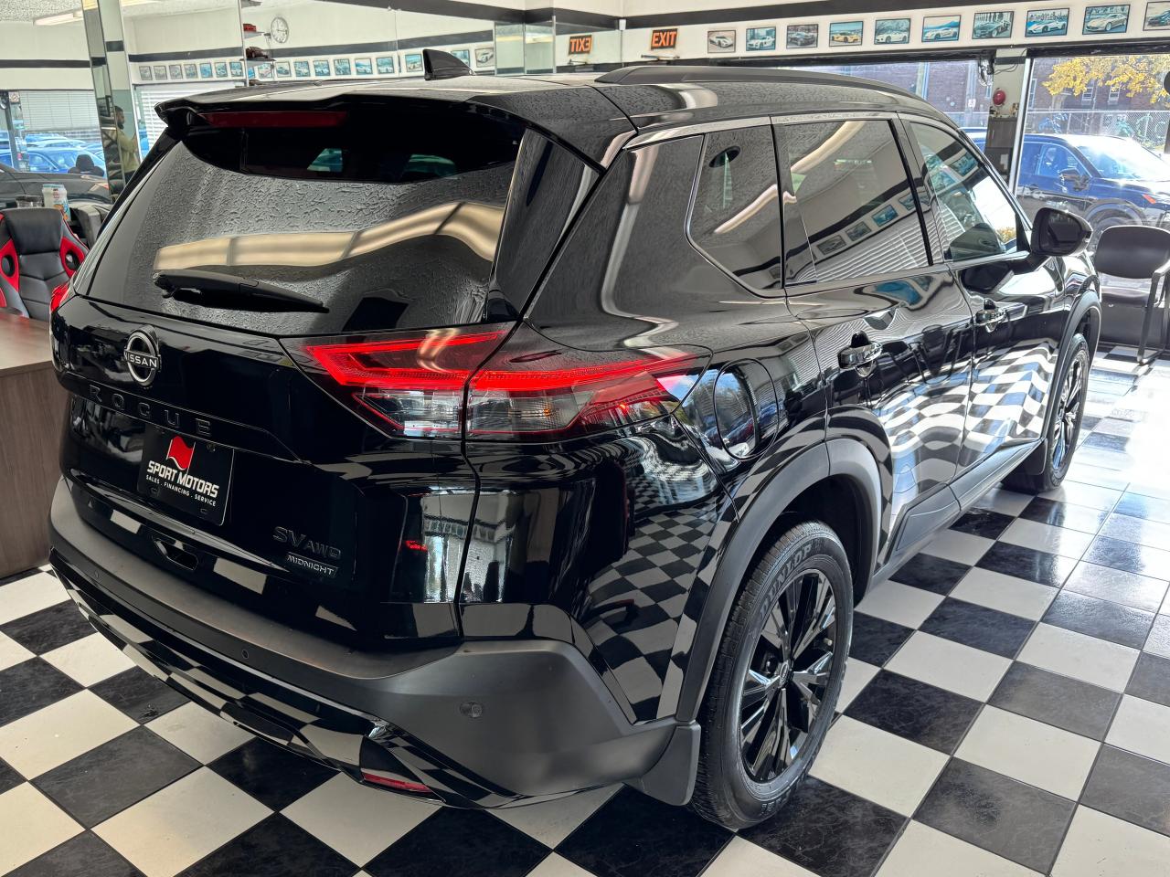 2023 Nissan Rogue SV Premium AWD Midnight Edition+CLEAN CARFAX Photo11