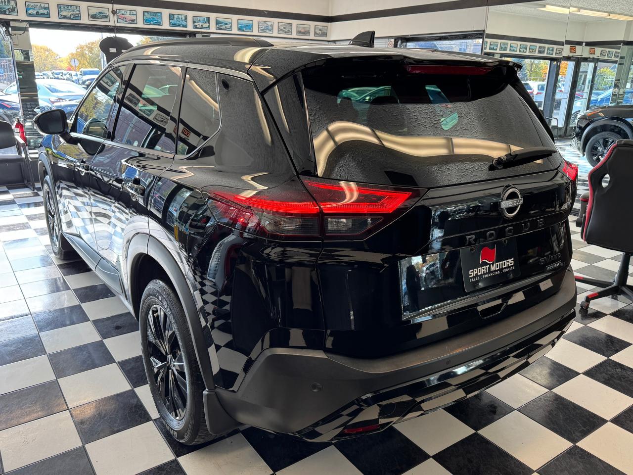 2023 Nissan Rogue SV Premium AWD Midnight Edition+CLEAN CARFAX Photo9