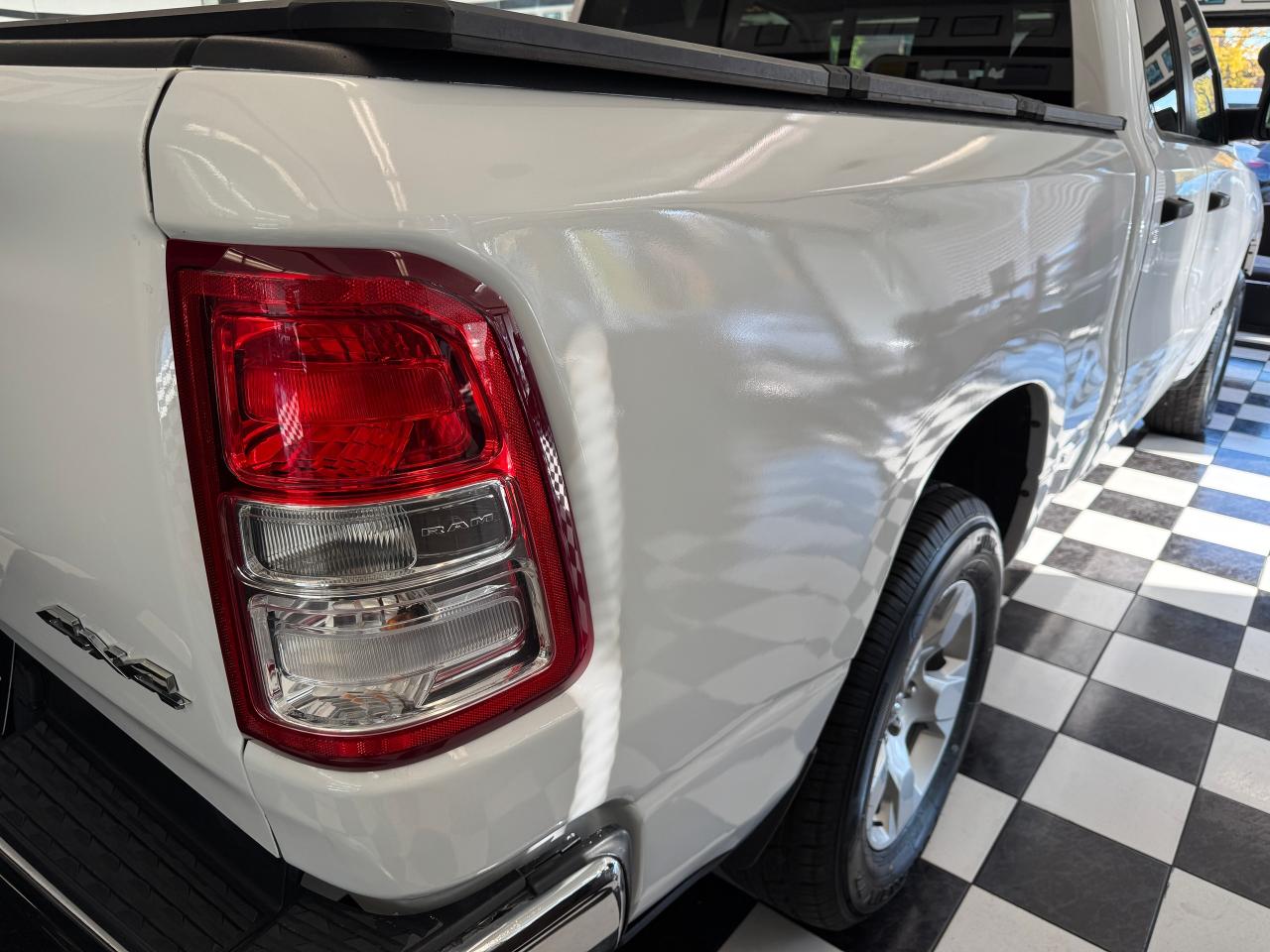 2019 RAM 1500 Tradesman 4x4 Quad Cab 6'4"+New Tires+Brakes+Camer Photo