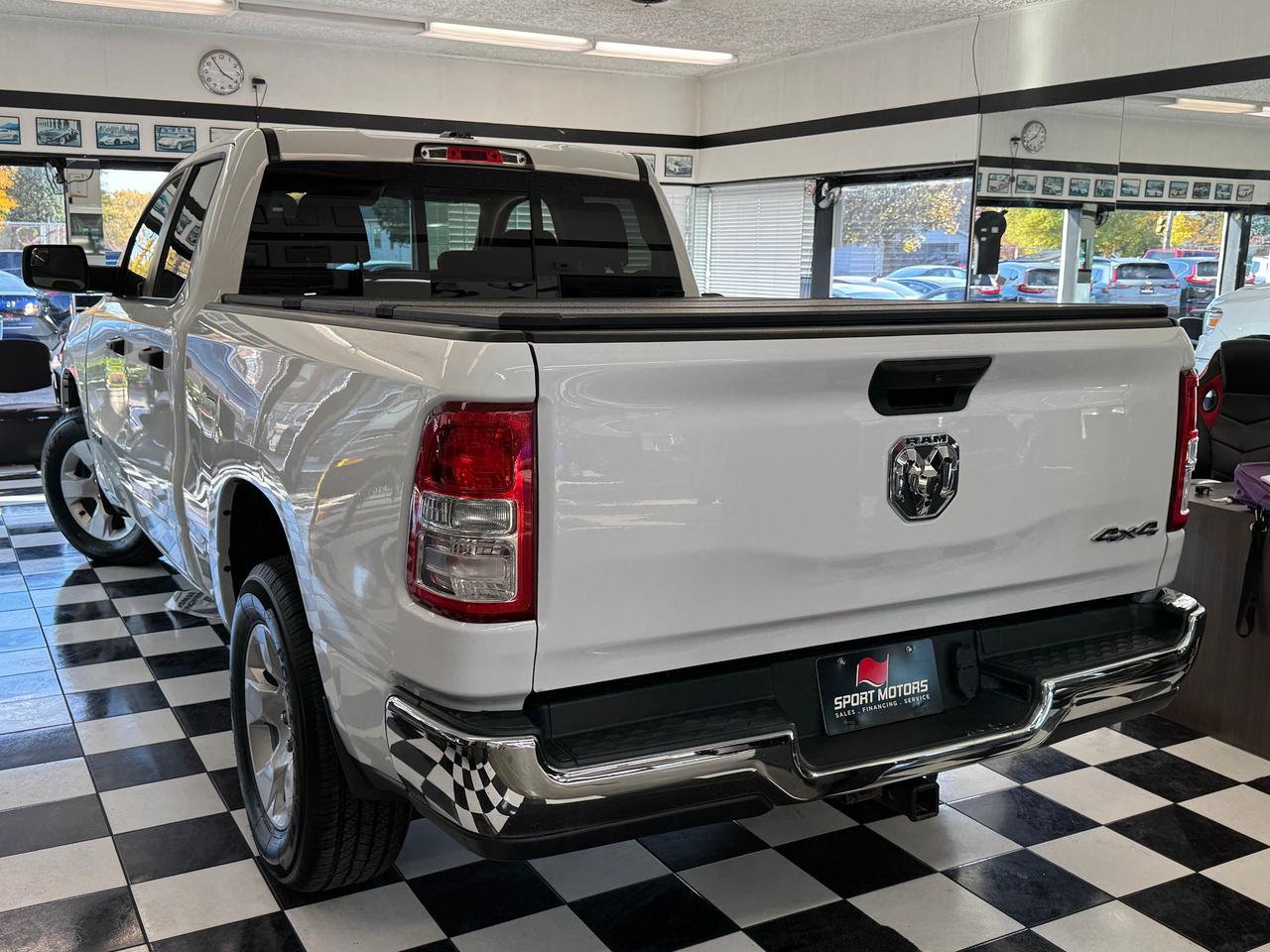 2019 RAM 1500 Tradesman 4x4 Quad Cab 6'4"+New Tires+Brakes+Camer Photo