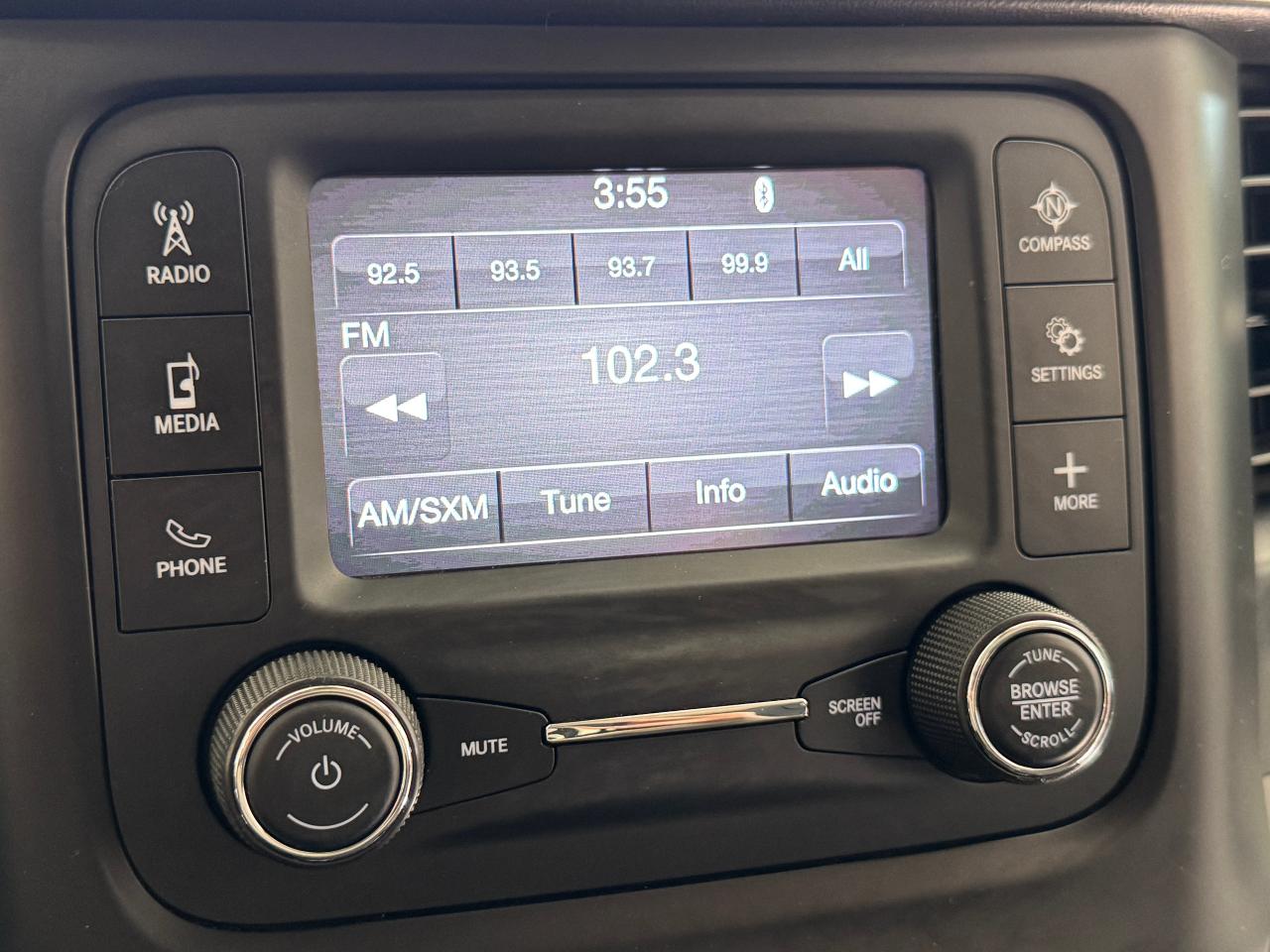 2019 RAM 1500 Tradesman 4x4 Quad Cab 6'4"+New Tires+Brakes+Camer Photo28