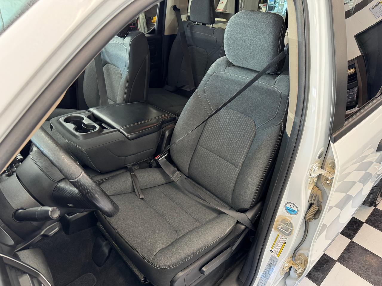 2019 RAM 1500 Tradesman 4x4 Quad Cab 6'4"+New Tires+Brakes+Camer Photo