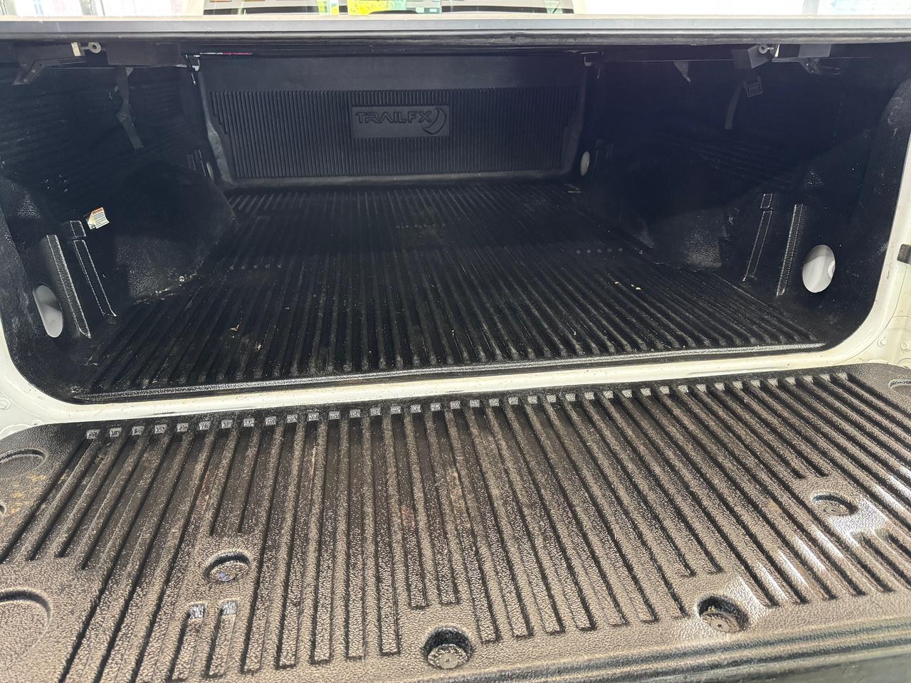 2019 RAM 1500 Tradesman 4x4 Quad Cab 6'4"+New Tires+Brakes+Camer Photo