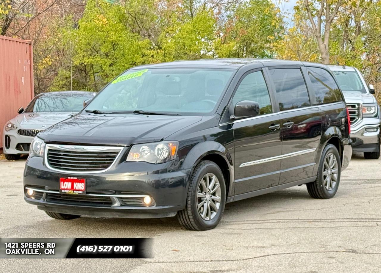 2015 Chrysler Town & Country S - Photo #2