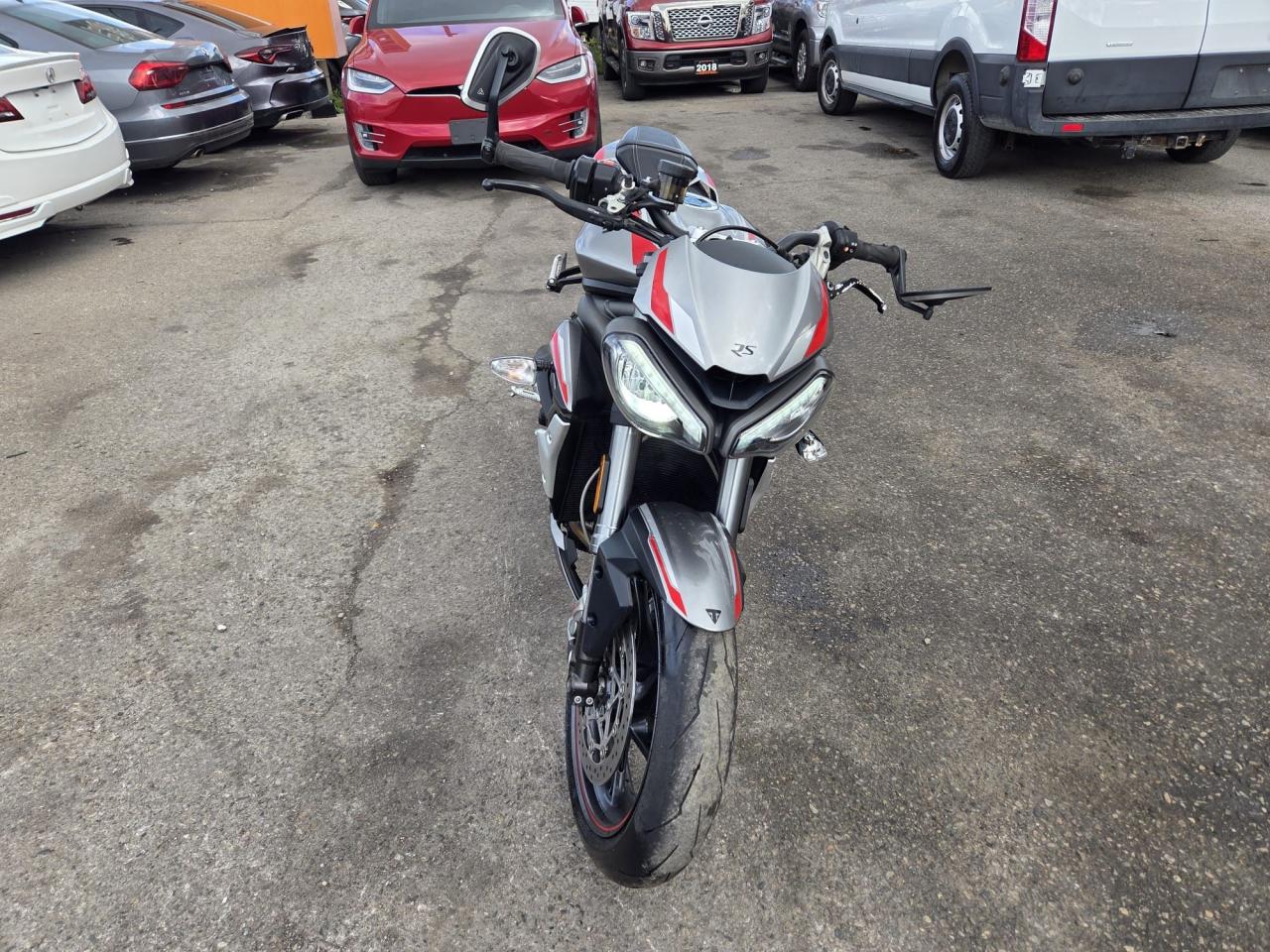 2020 Triumph Daytona 675  - Photo #7