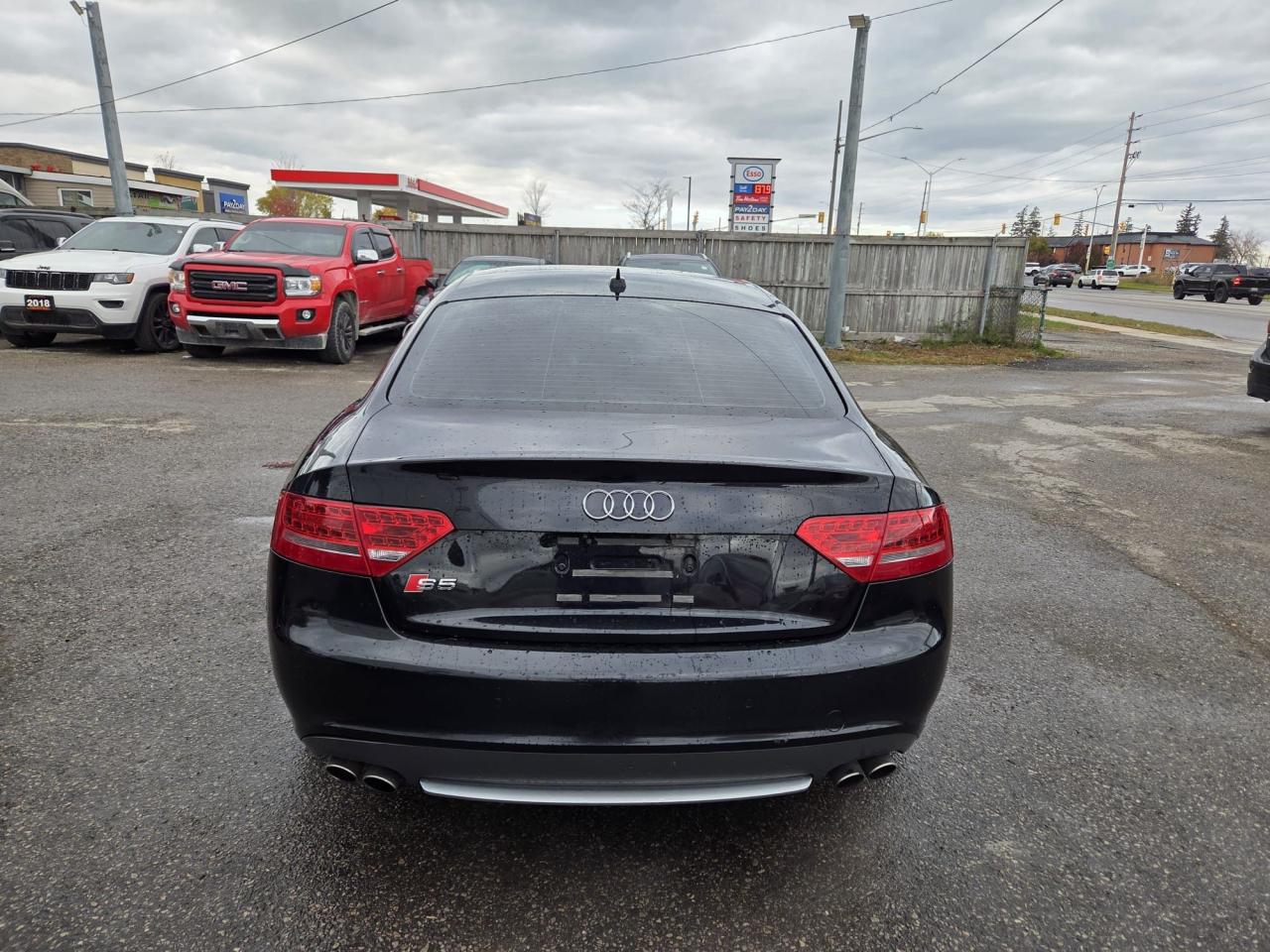 2011 Audi S5 Premium - Photo #4