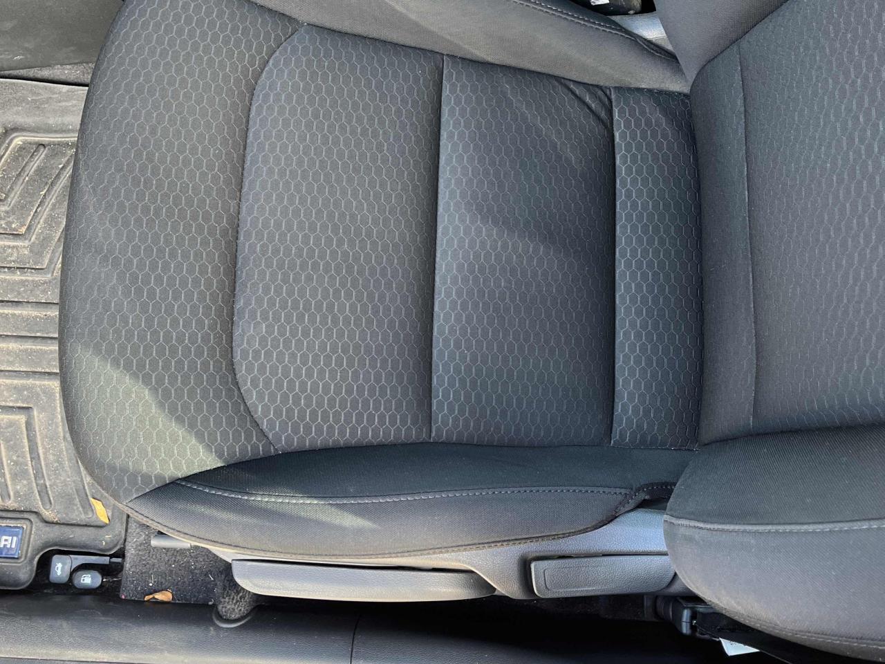 2020 Hyundai Elantra Preferred w/Sun & Safety Package Photo