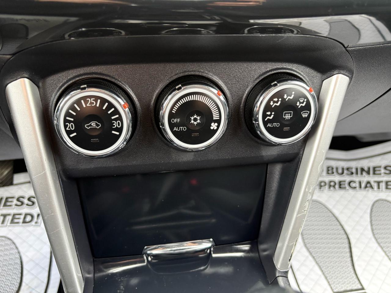 2017 Mitsubishi Lancer SE LTD - Photo #16