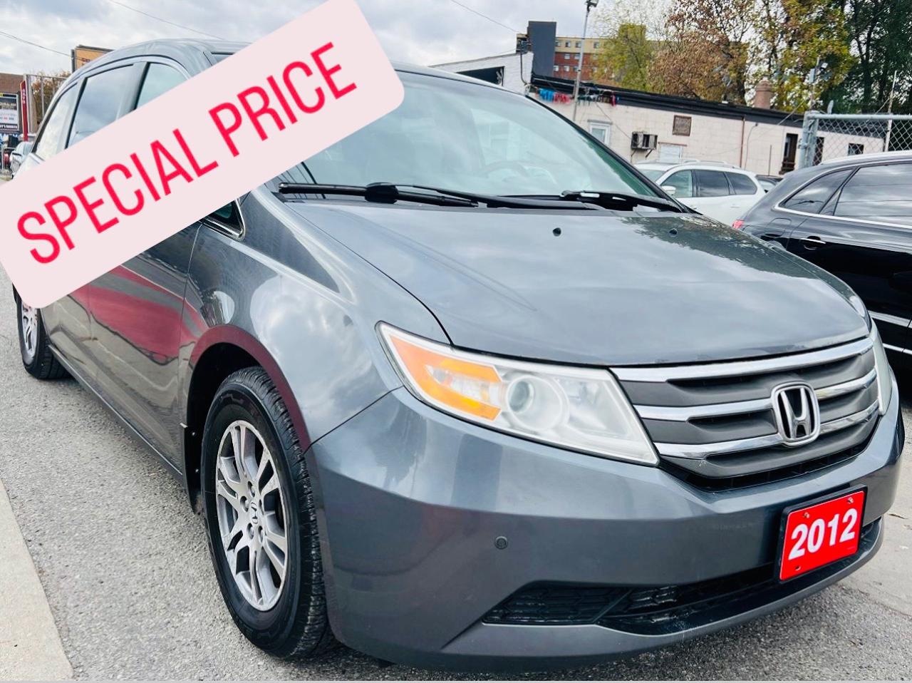 2012 Honda Odyssey EX-L-LEATHER-SUNROOF-BACK CAM & MORE!