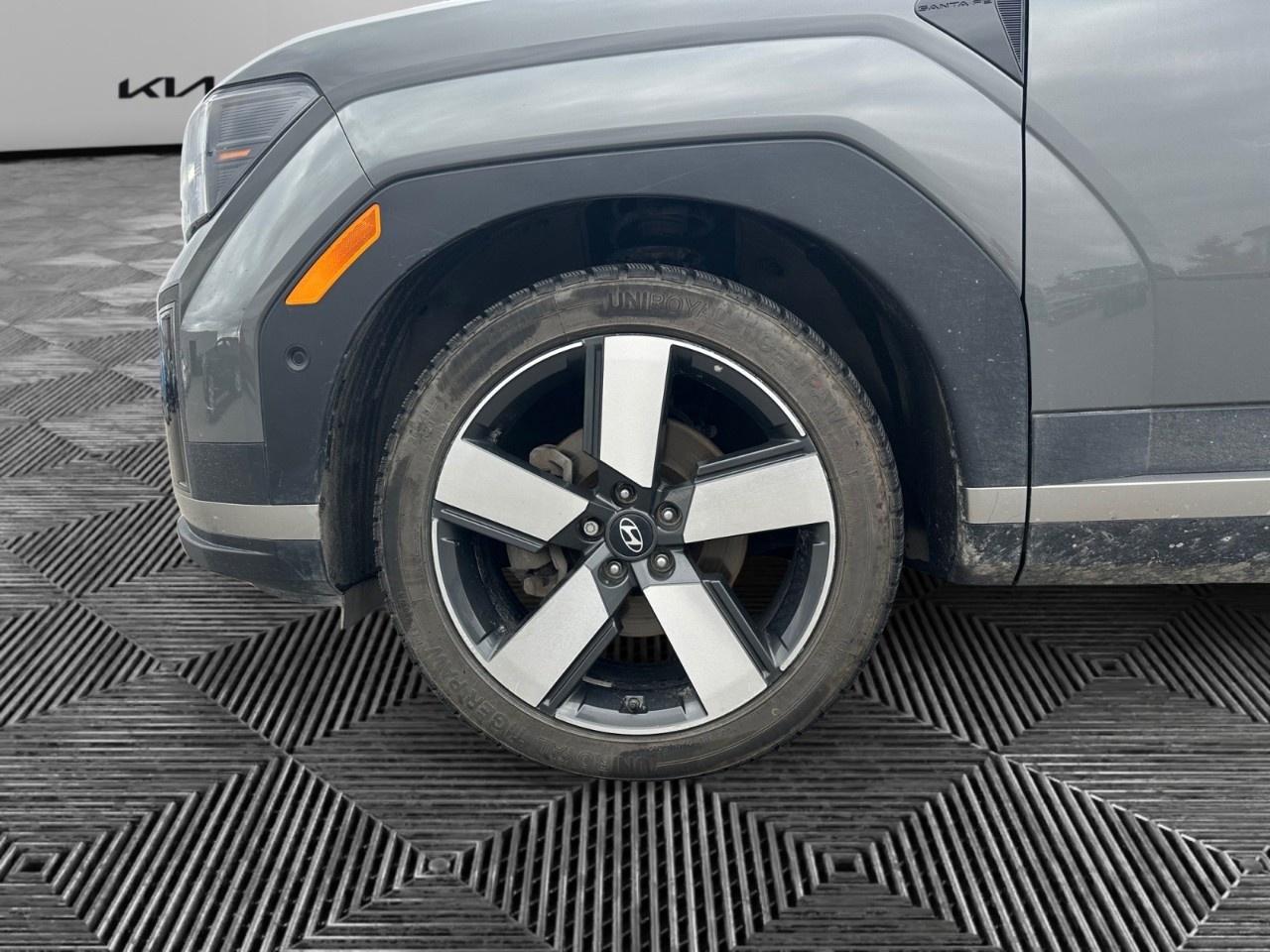 2024 Hyundai Santa Fe LUXURY AWD Photo