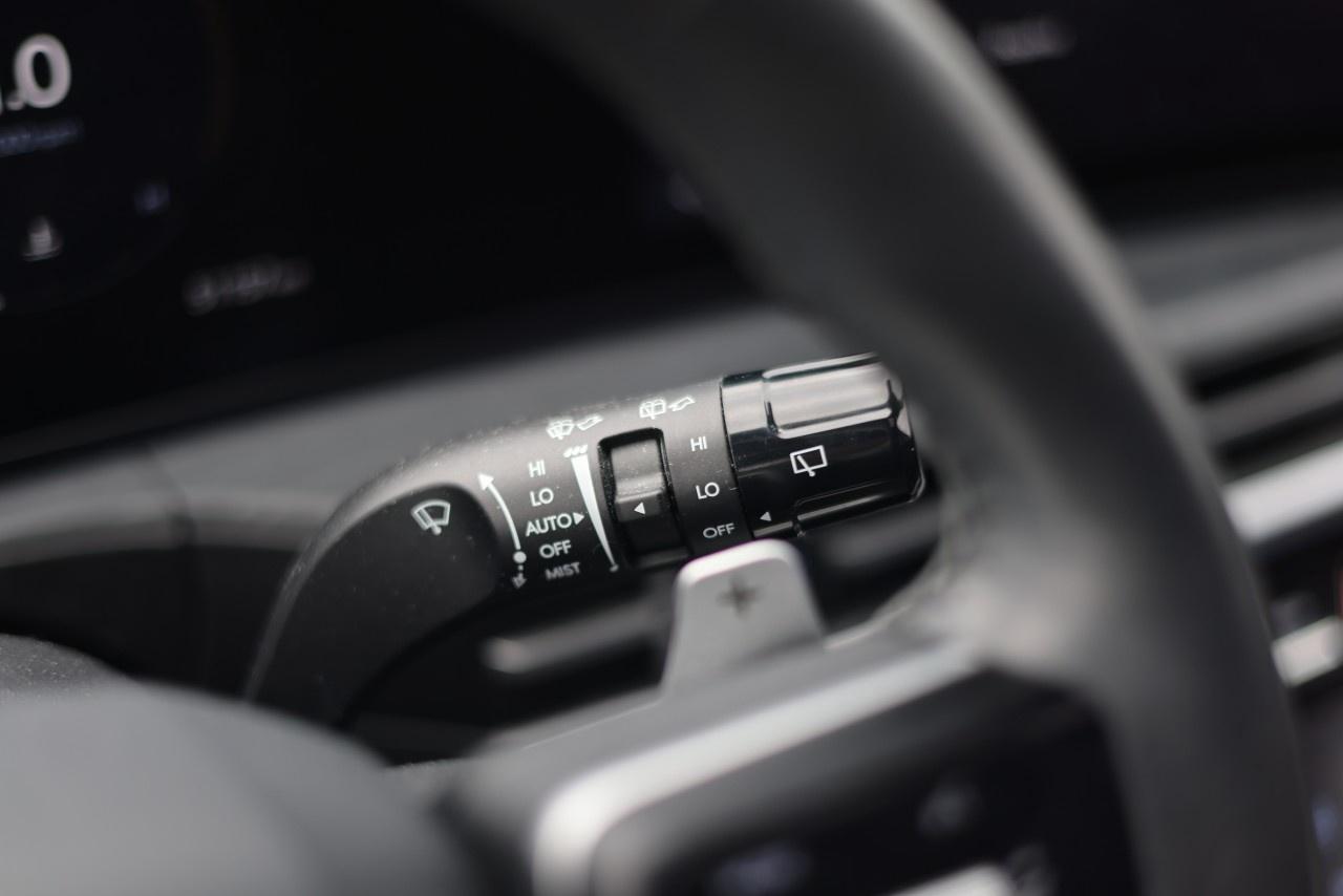 2024 Hyundai Santa Fe LUXURY AWD Photo