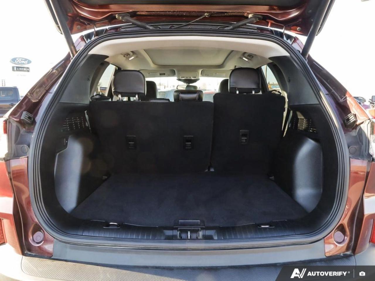 2021 Ford Escape SEL Photo