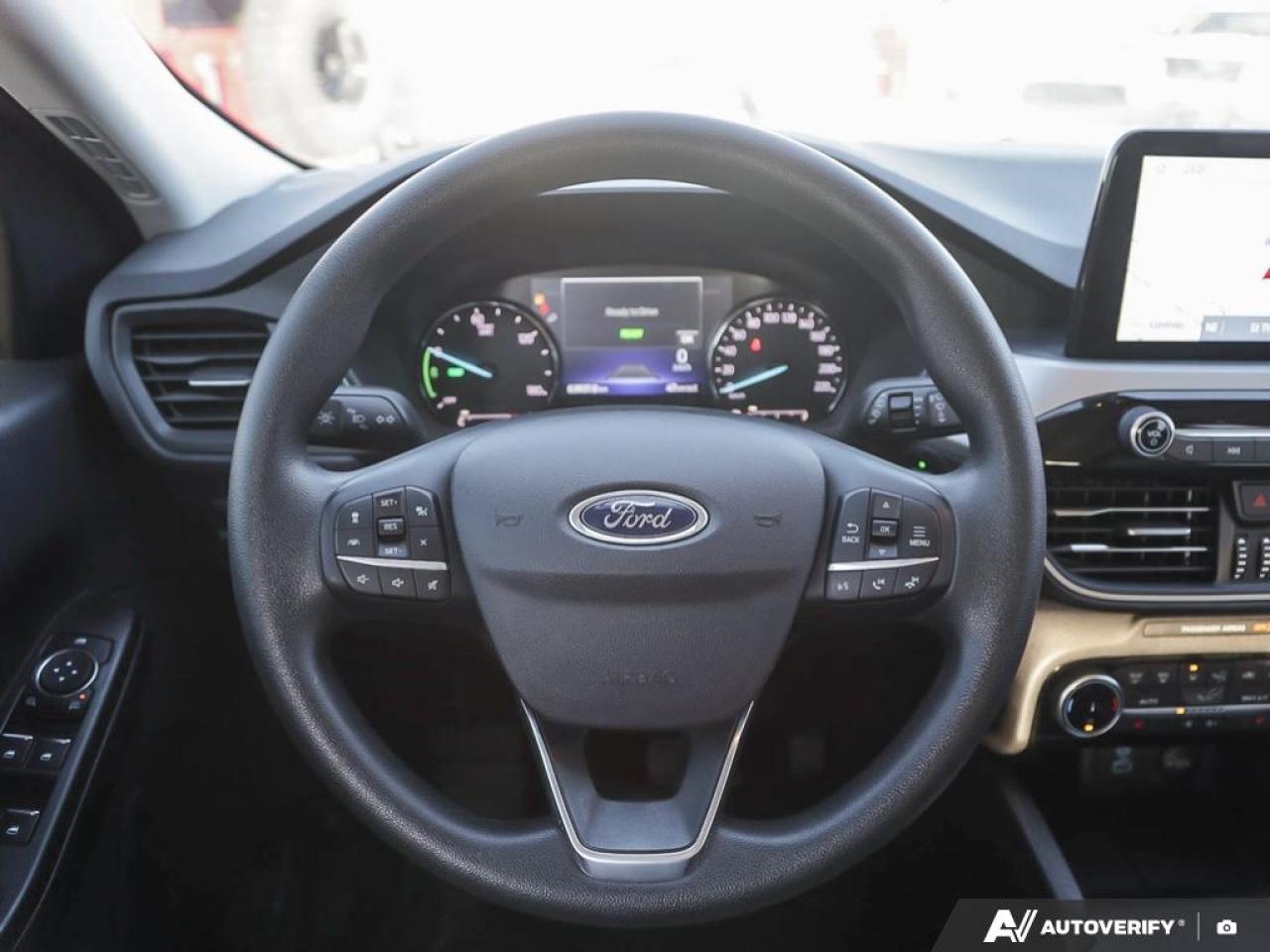 2022 Ford Escape SE Hybrid Photo