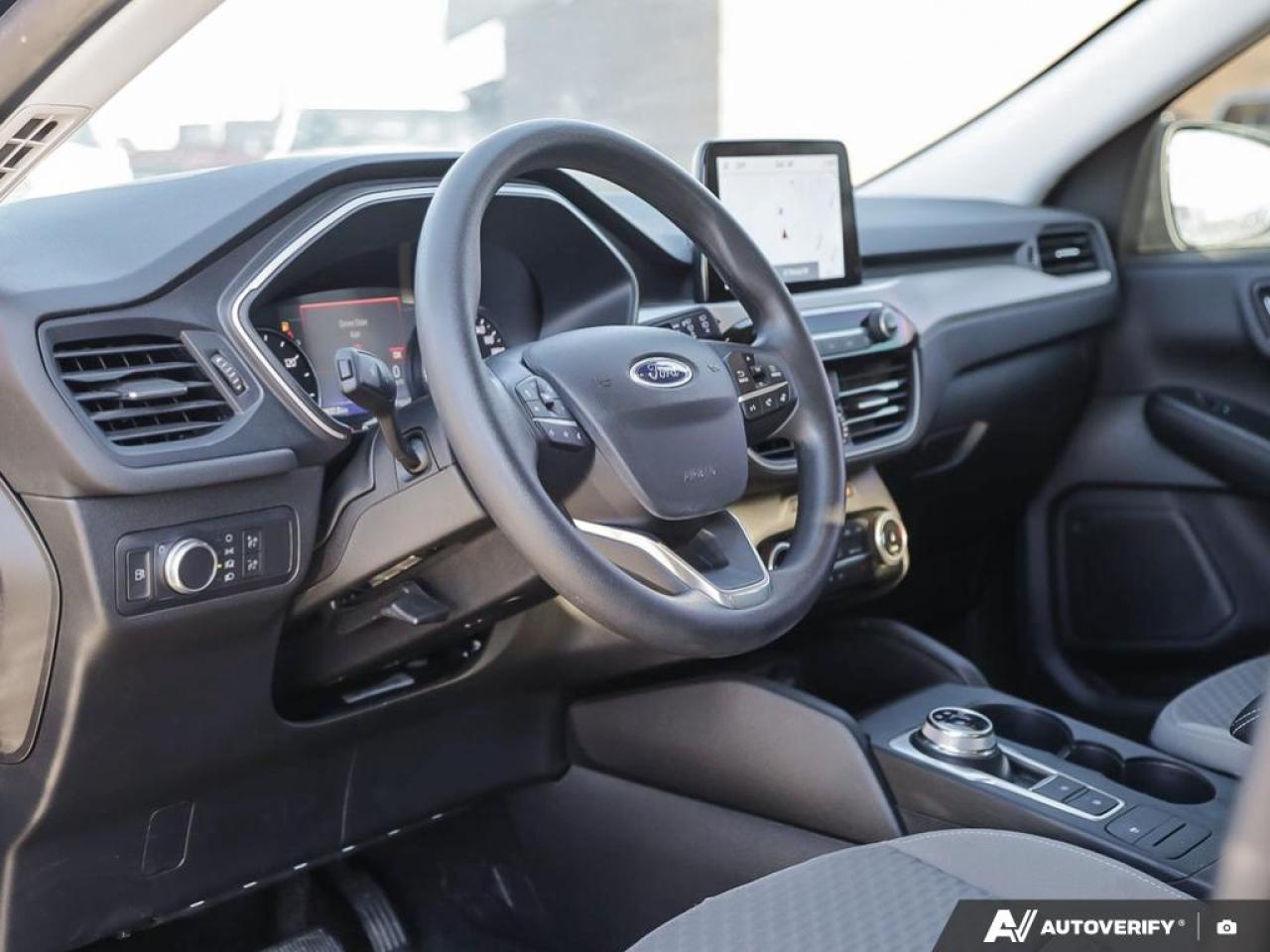 2022 Ford Escape SE Hybrid Photo