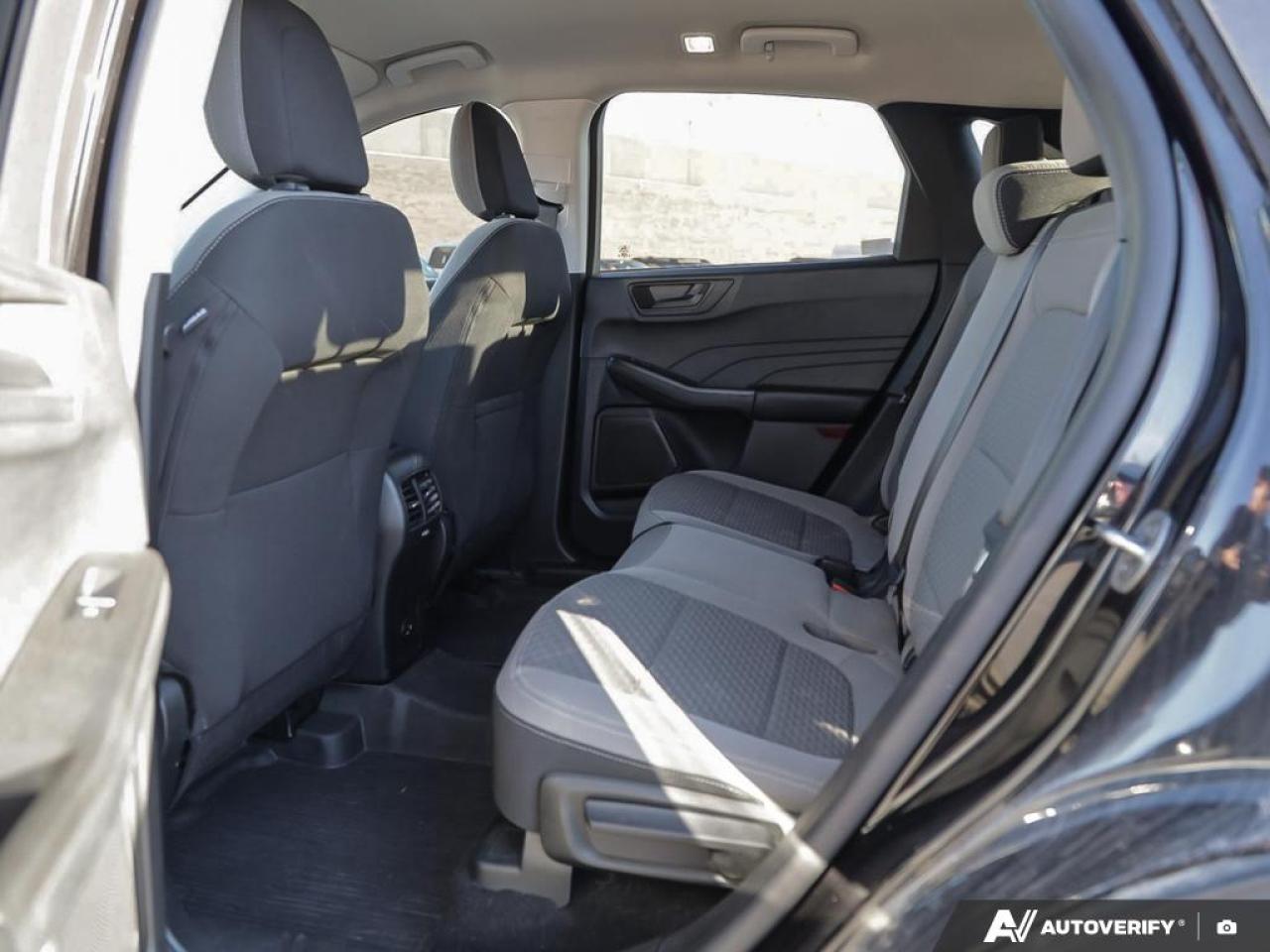 2022 Ford Escape SE Hybrid Photo