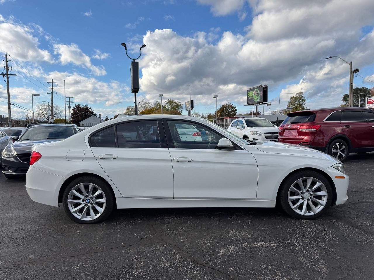 2014 BMW 3 Series 320i xDrive | CERTIFIED Photo3