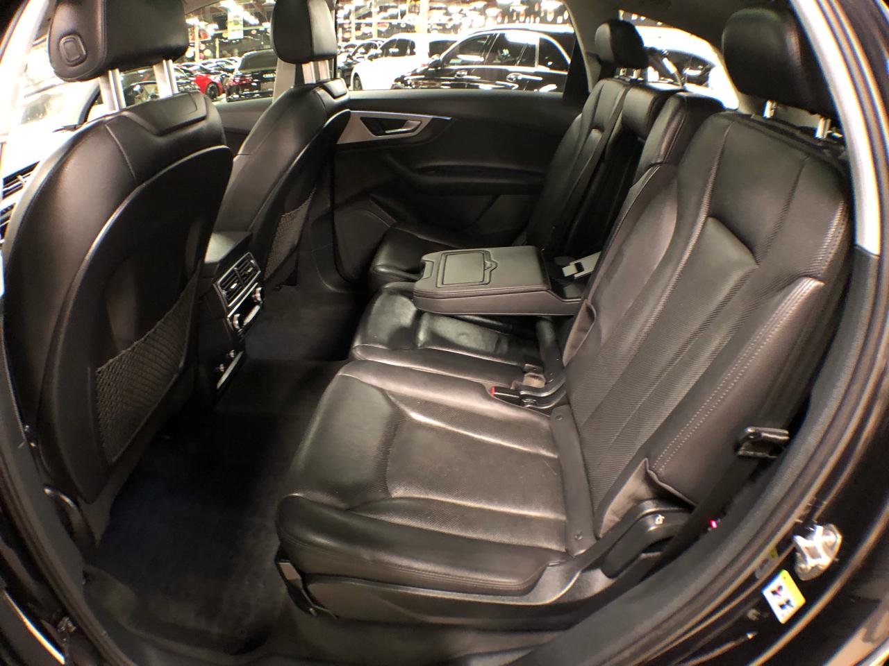 2019 Audi Q7 PROGRESSIV AWD 7 PASS NAVI LEATHER PAN/ROOF B/SPOT Photo