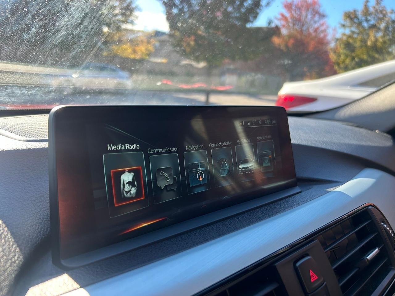 2017 BMW 3 Series 320i xDrive Sedan South Africa - Photo #24