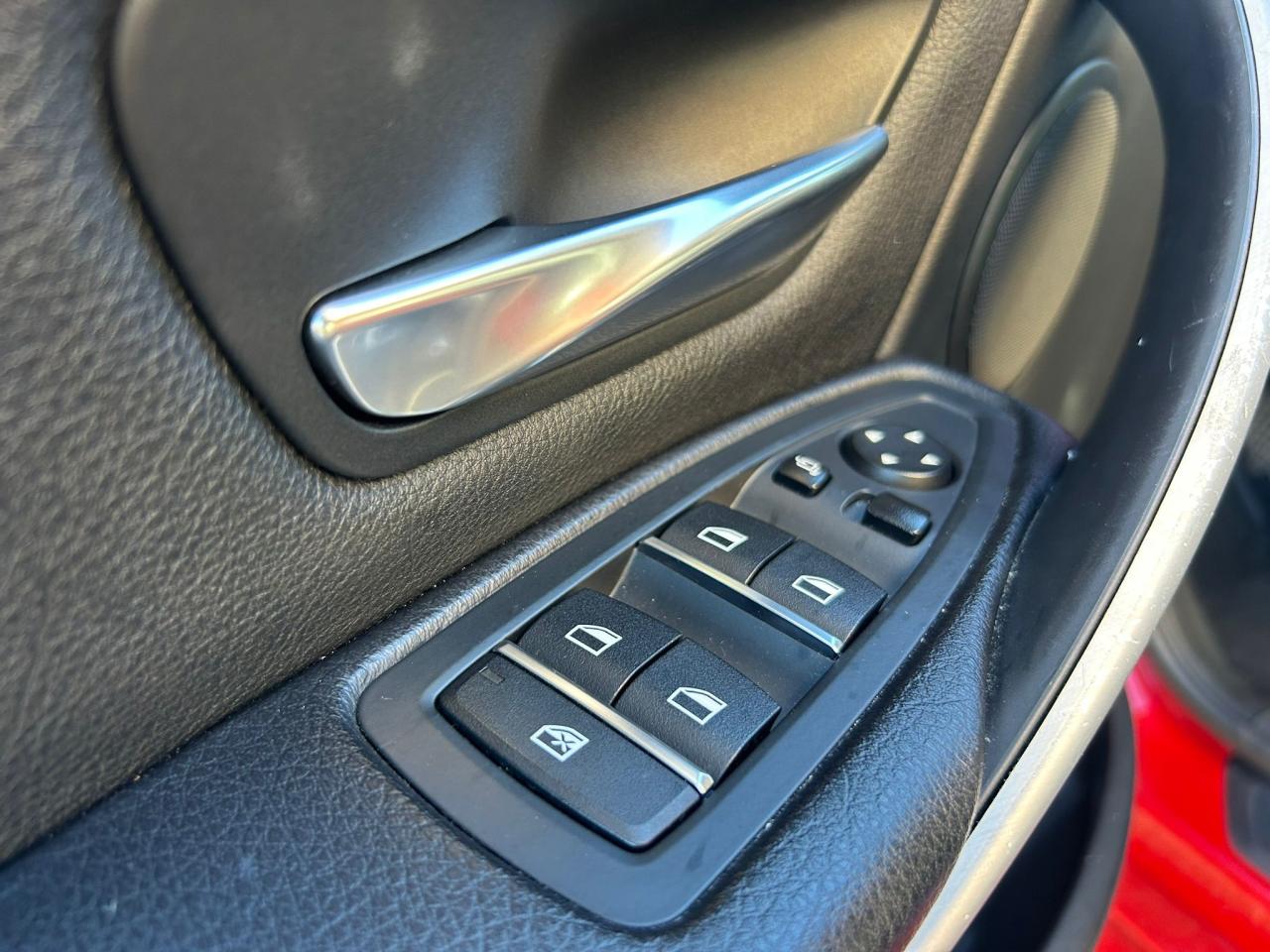 2017 BMW 3 Series 320i xDrive Sedan South Africa - Photo #27