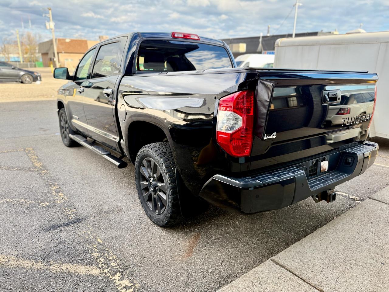 2018 Toyota Tundra 4X4 Crewmax Limited 5.7L - Photo #4