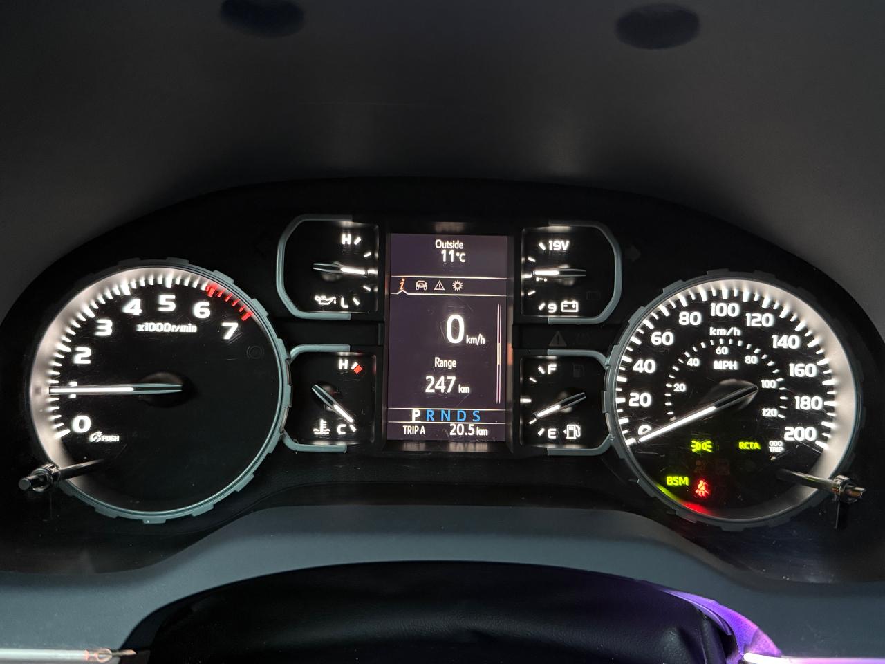 2018 Toyota Tundra 4X4 Crewmax Limited 5.7L - Photo #5