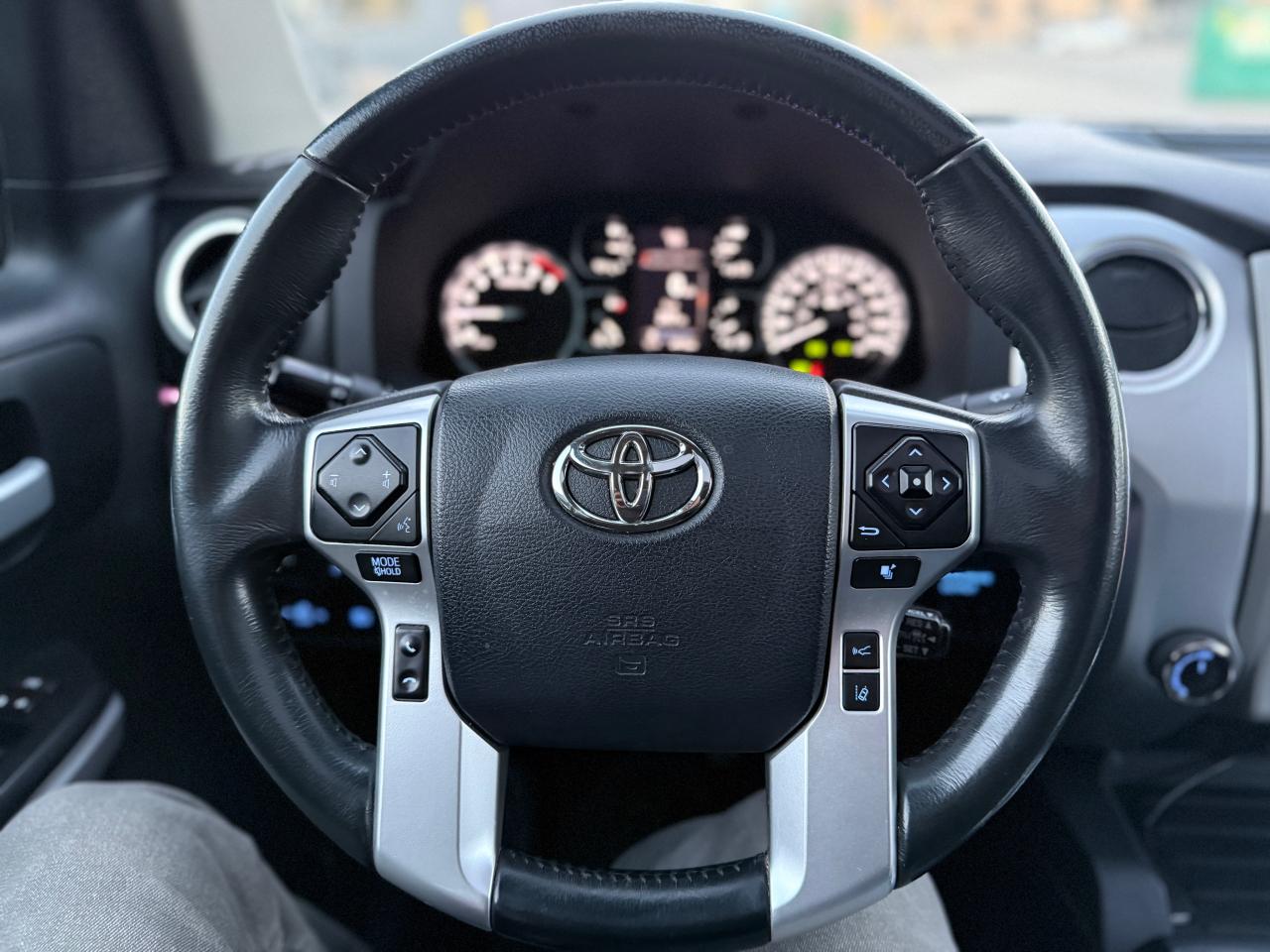 2018 Toyota Tundra 4X4 Crewmax Limited 5.7L - Photo #10