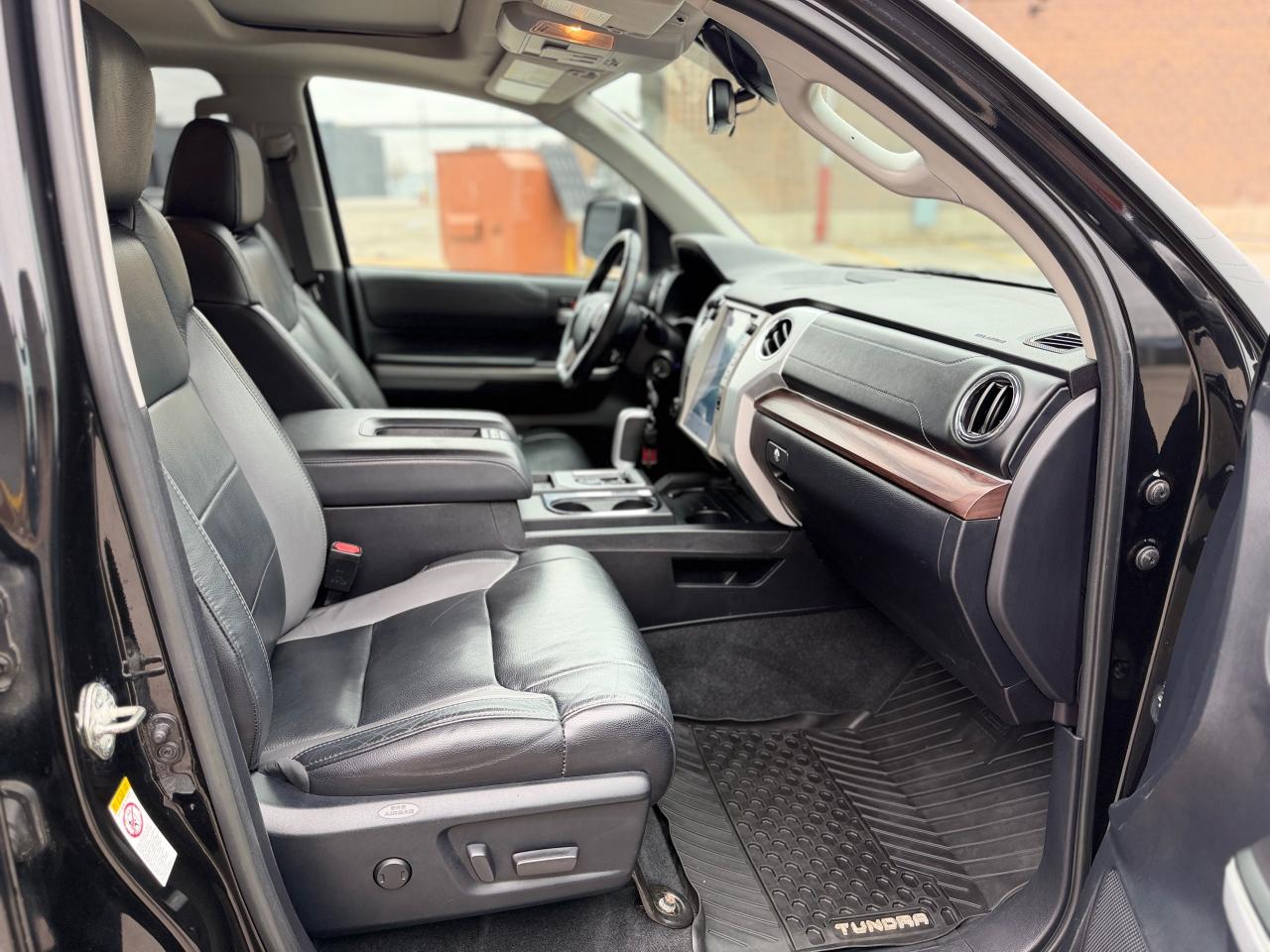 2018 Toyota Tundra 4X4 Crewmax Limited 5.7L - Photo #12