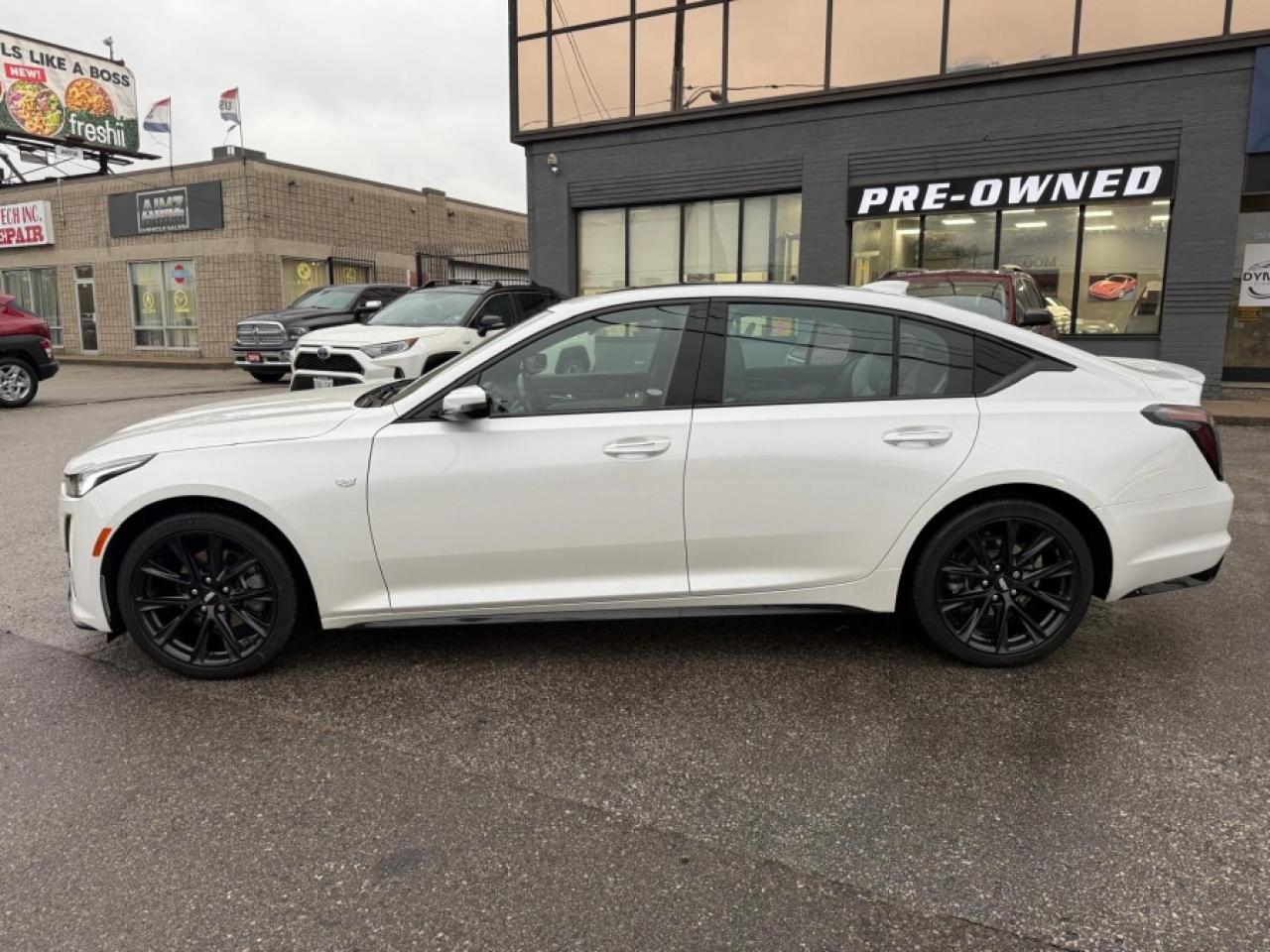 2023 Cadillac CT5 SPORT/ 1OWNER/ HUD/ SERVICE RECS/ SUNROOF/ NAVIGAT - Photo #10