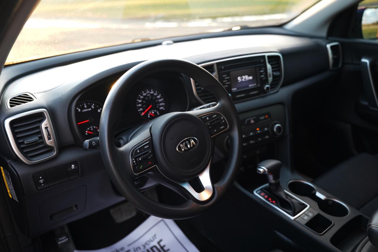 2019 Kia Sportage LX FWD - Photo #9