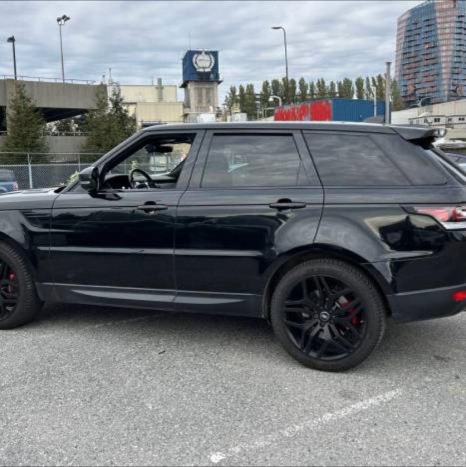 Used 2017 Land Rover Range Rover Sport V8 SC Dynamic for sale in Calgary, AB
