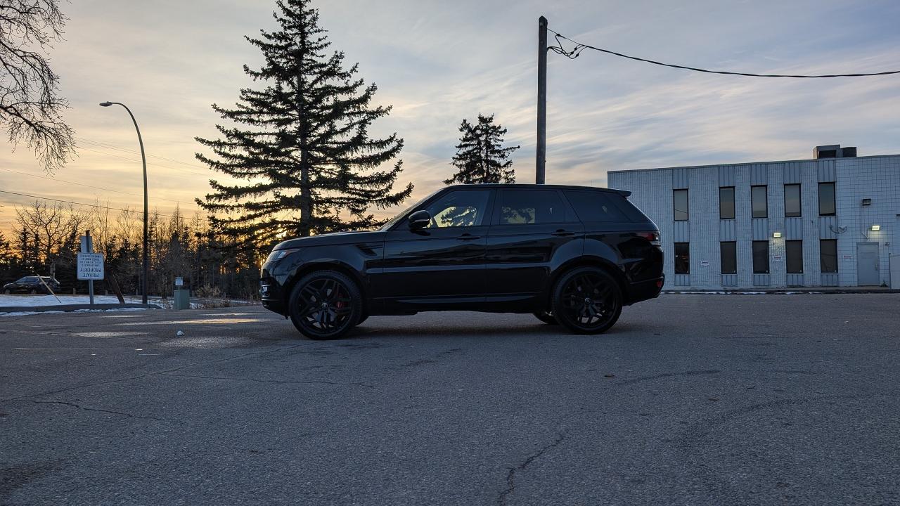 2017 Land Rover Range Rover Sport V8 SC Dynamic - Photo #8