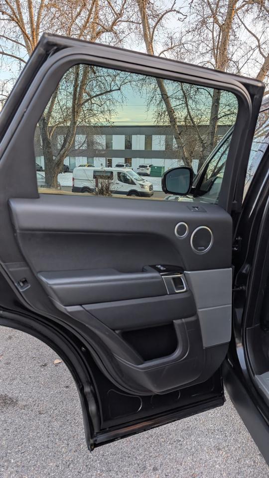 2017 Land Rover Range Rover Sport V8 SC Dynamic - Photo #15