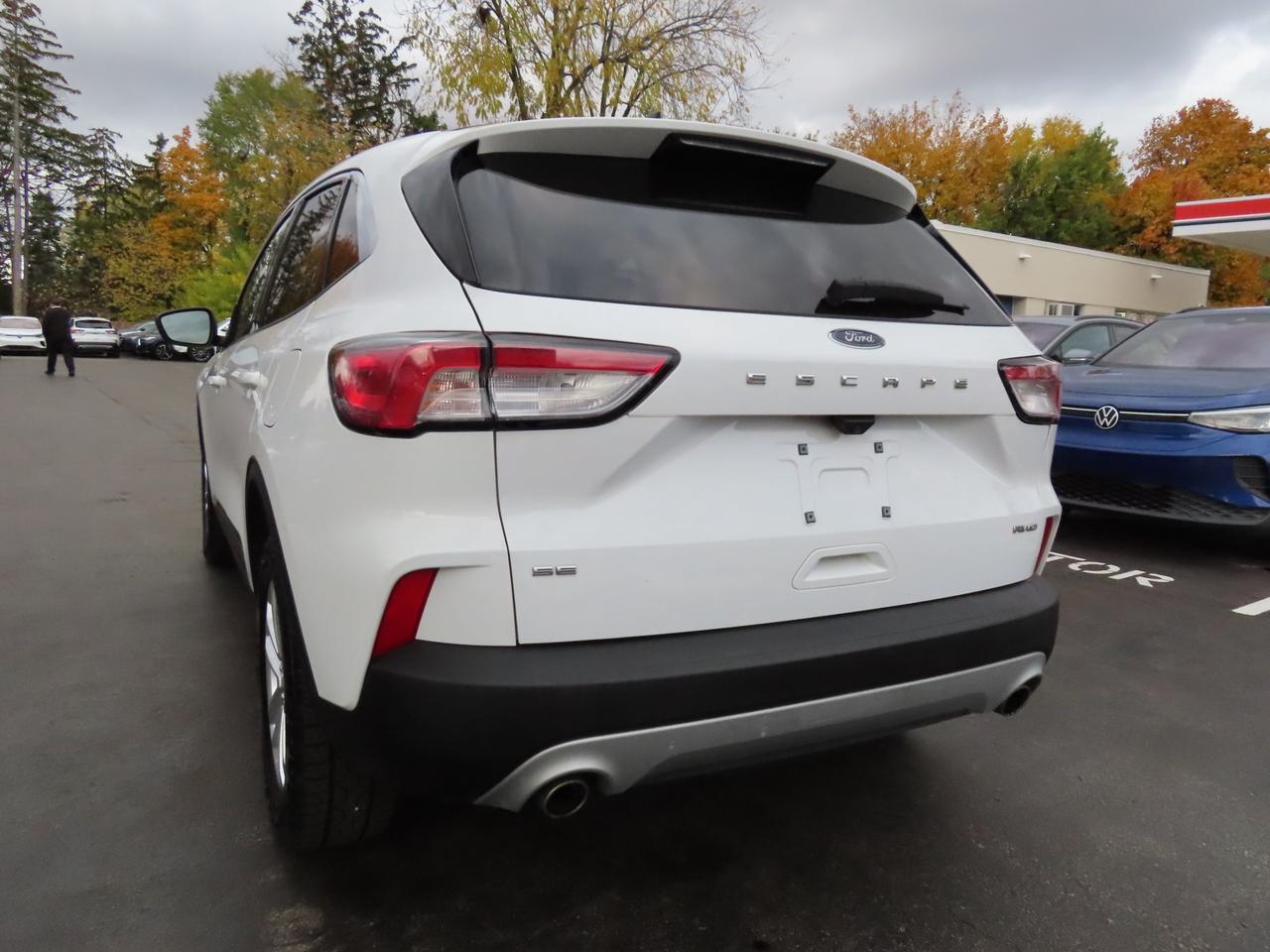 2022 Ford Escape SE AWD - Blind Spot Monitor - Reverse Camera !!! Photo