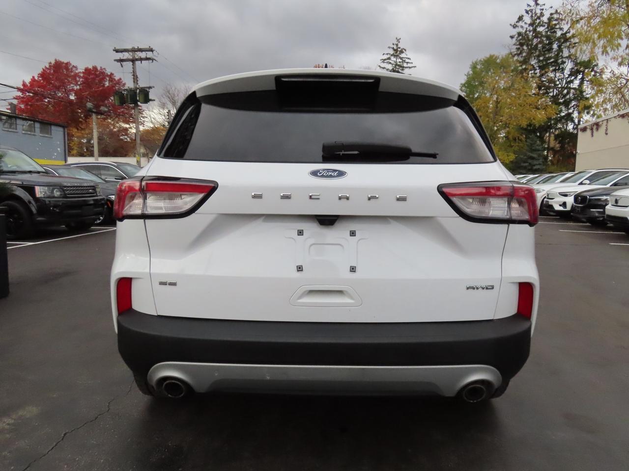 2022 Ford Escape SE AWD - Blind Spot Monitor - Reverse Camera !!! Photo