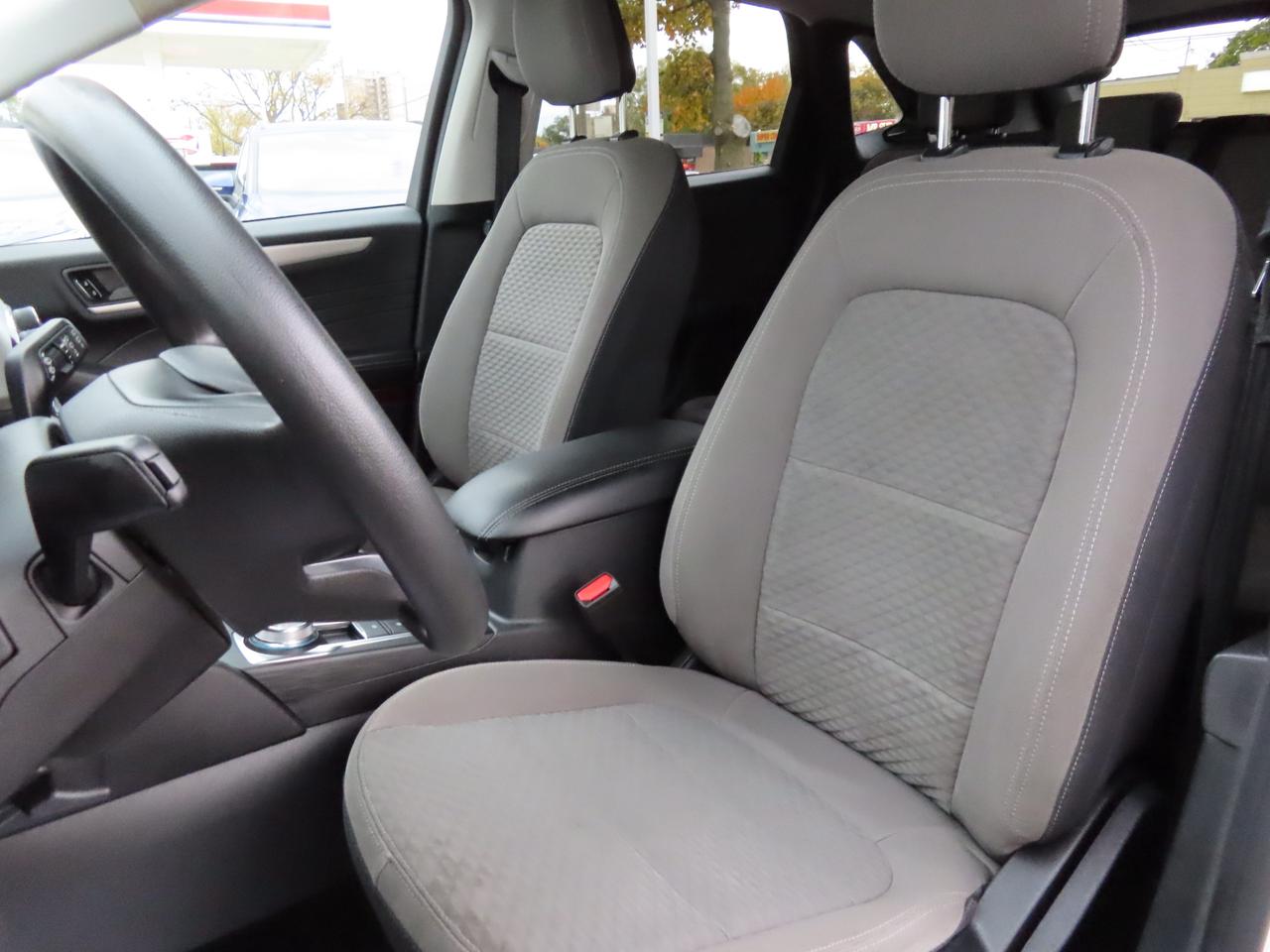 2022 Ford Escape SE AWD - Blind Spot Monitor - Reverse Camera !!! Photo