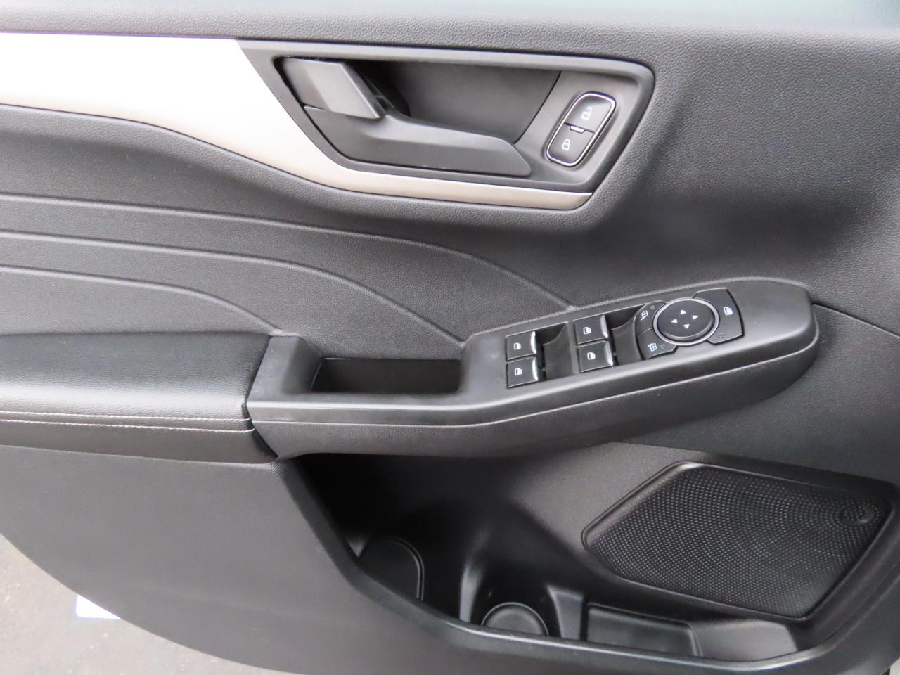 2022 Ford Escape SE AWD - Blind Spot Monitor - Reverse Camera !!! Photo