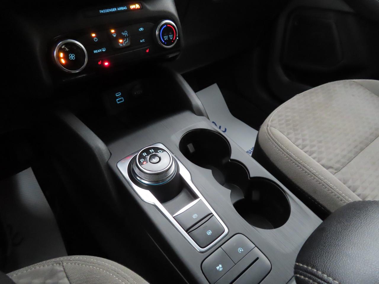 2022 Ford Escape SE AWD - Blind Spot Monitor - Reverse Camera !!! Photo