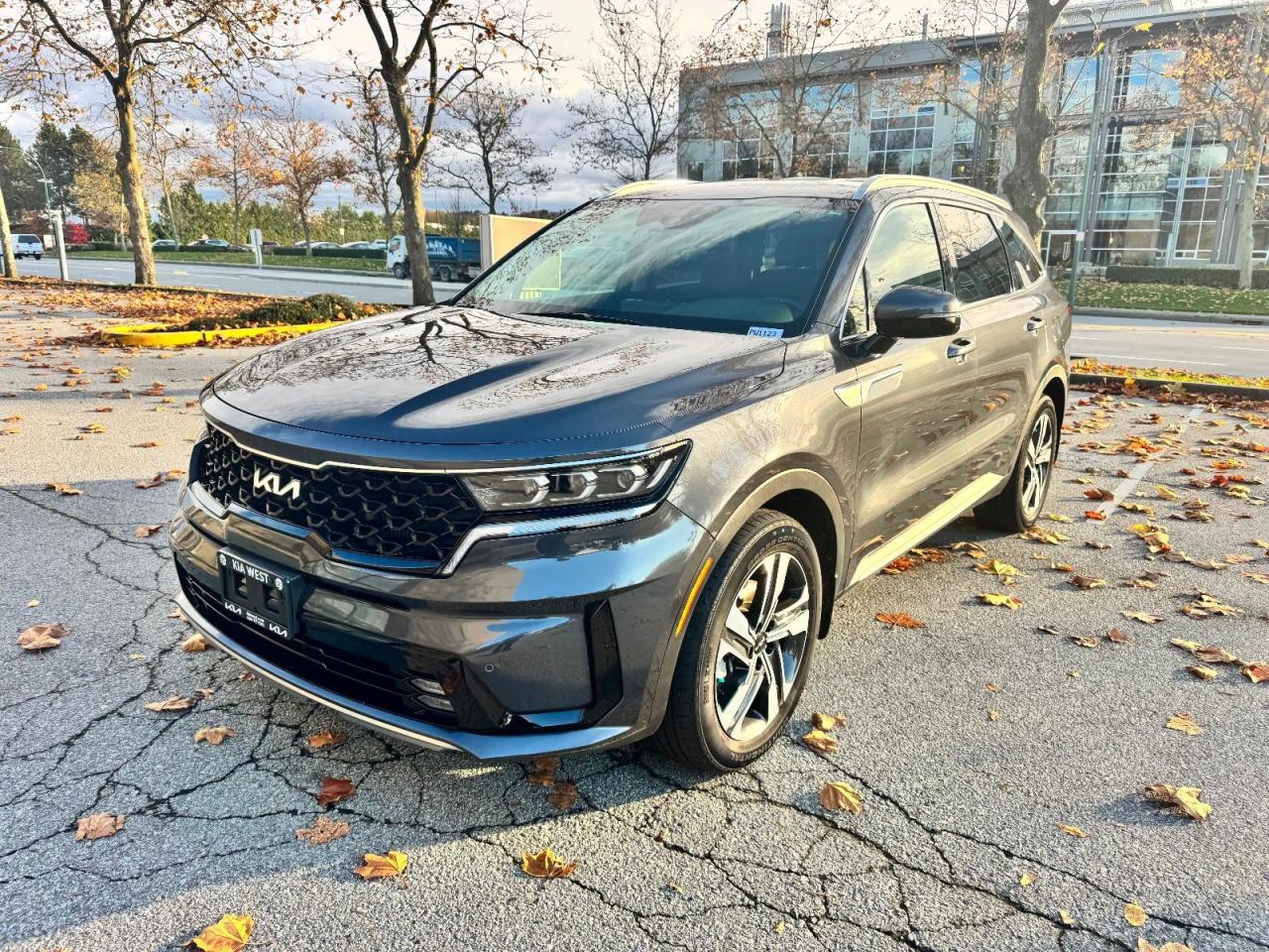 Used 2023 Kia Sorento Plug-In Hybrid for sale in Coquitlam, BC