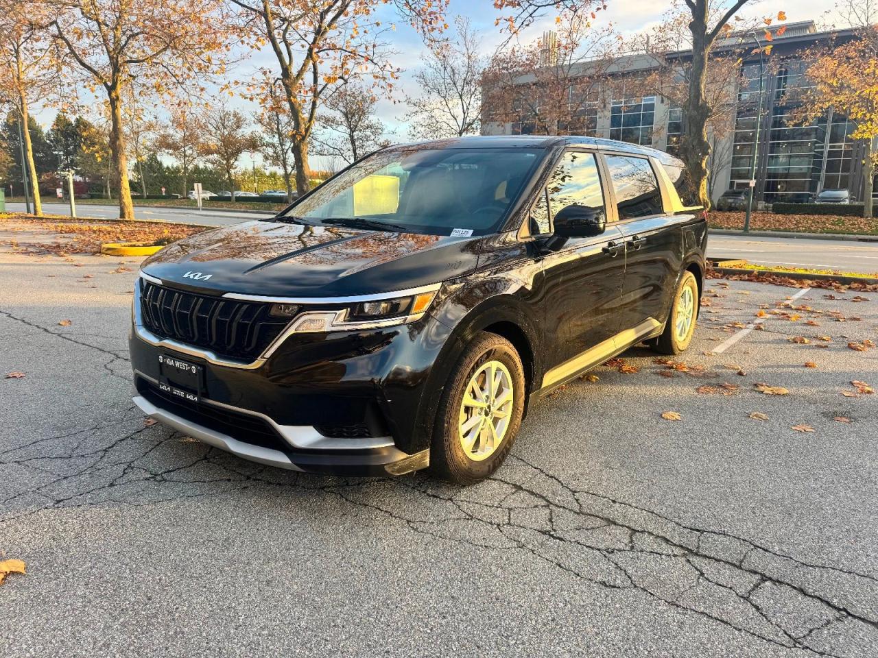 Used 2023 Kia Carnival  for sale in Coquitlam, BC