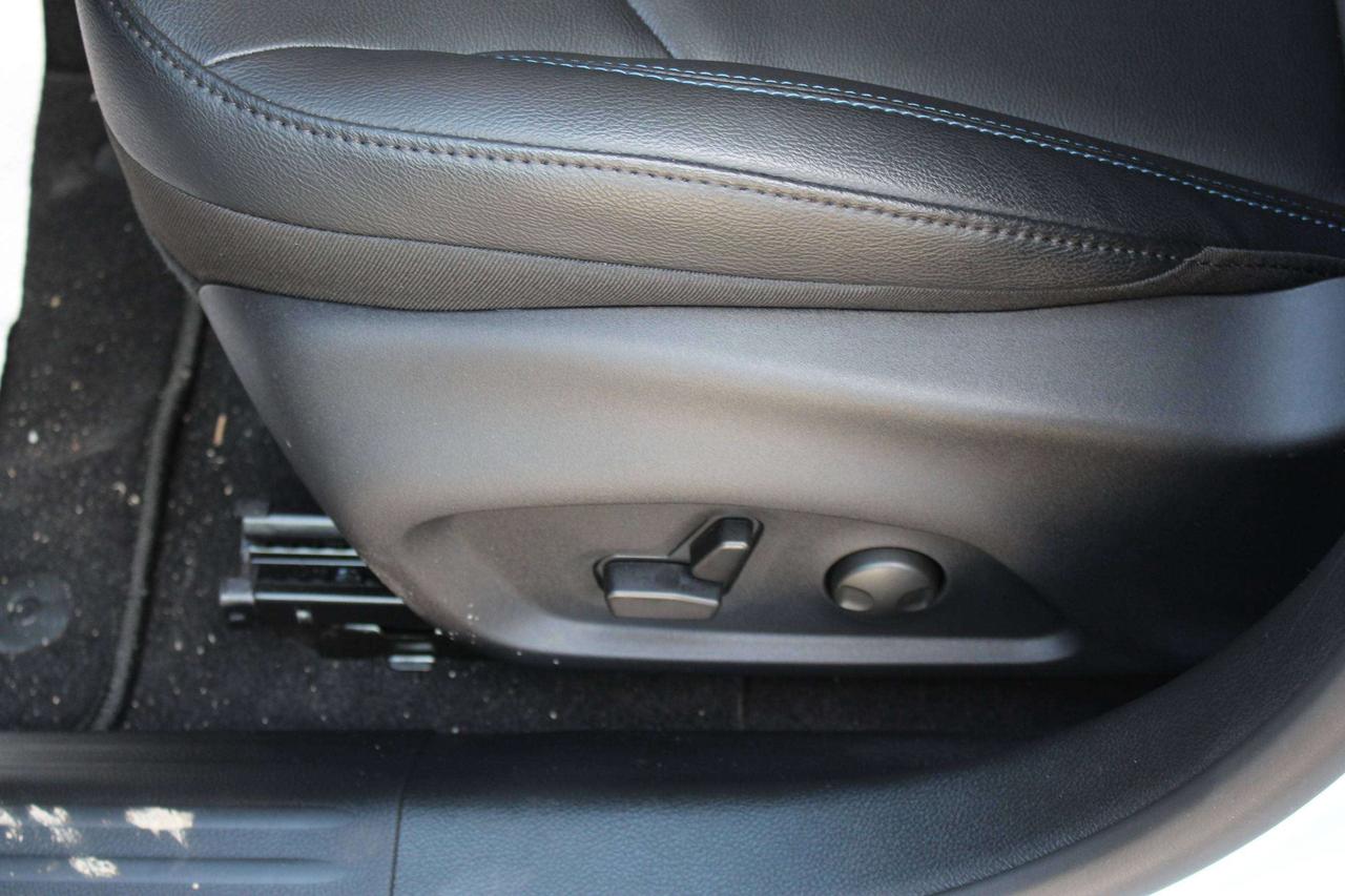 13135606