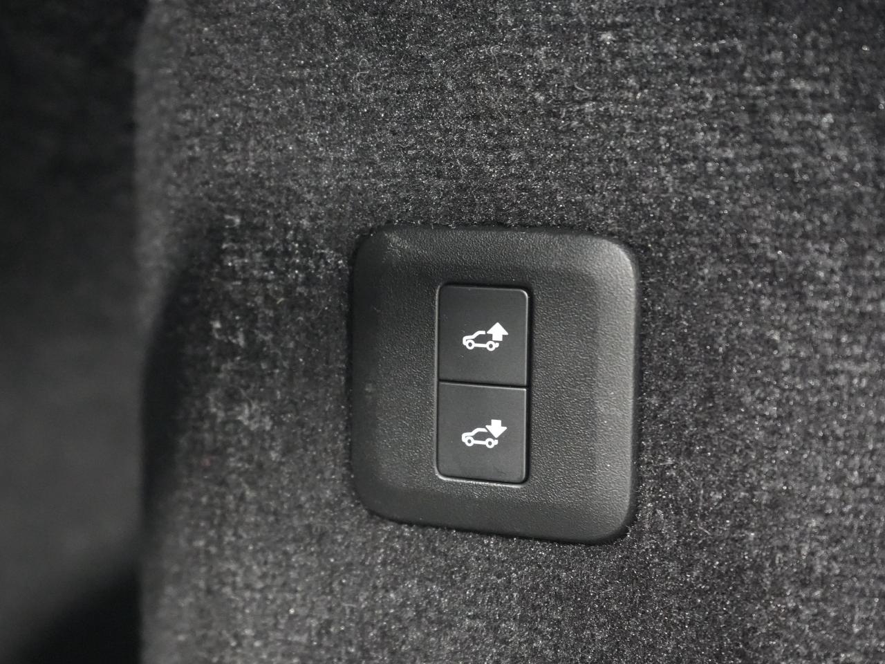 2021 Land Rover Range Rover Sport MHEV HST/PANO/360CAM/NAV/DRIVE ASSIST/MERIDIAN Photo