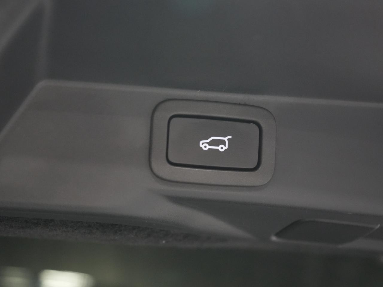 2021 Land Rover Range Rover Sport MHEV HST/PANO/360CAM/NAV/DRIVE ASSIST/MERIDIAN Photo